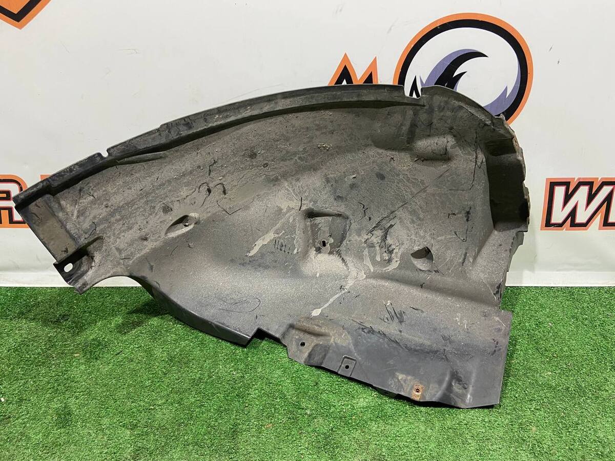 LR073058 Подкрылок передний правый  Land Rover Discovery Sport L550 (2015-) Б/У